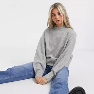 Plush gray Uniqlo sweater
